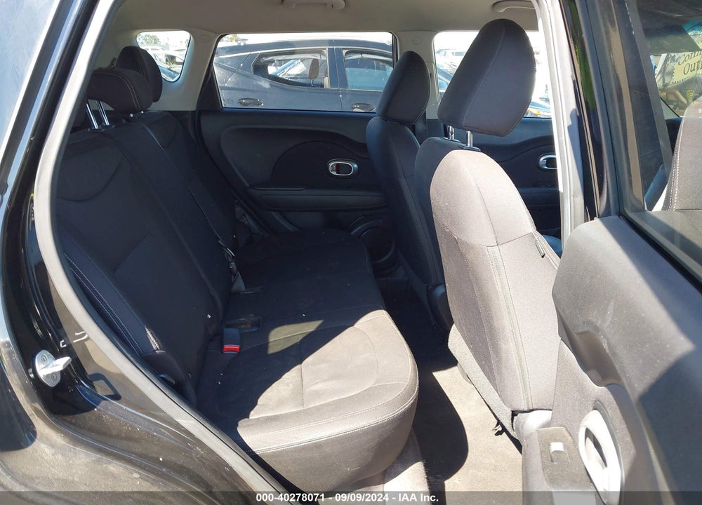 2015 KIA SOUL VIN: KNDJN2A25F7782037