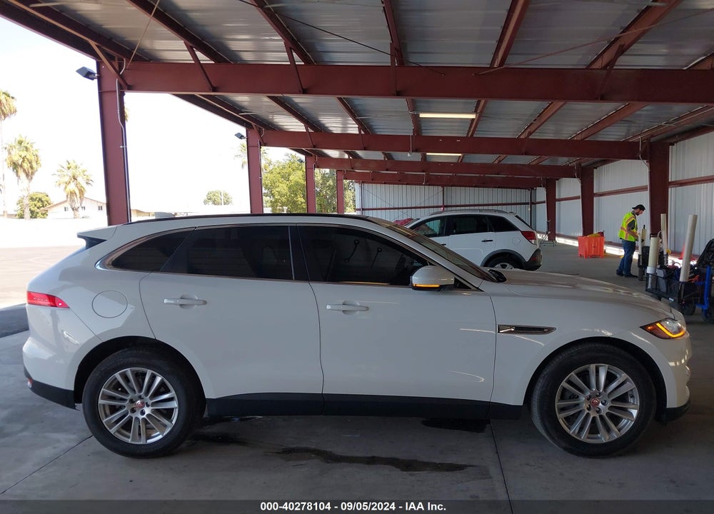 2018 JAGUAR F-PACE 25T PRESTIGE VIN: SADCK2FX7JA350278