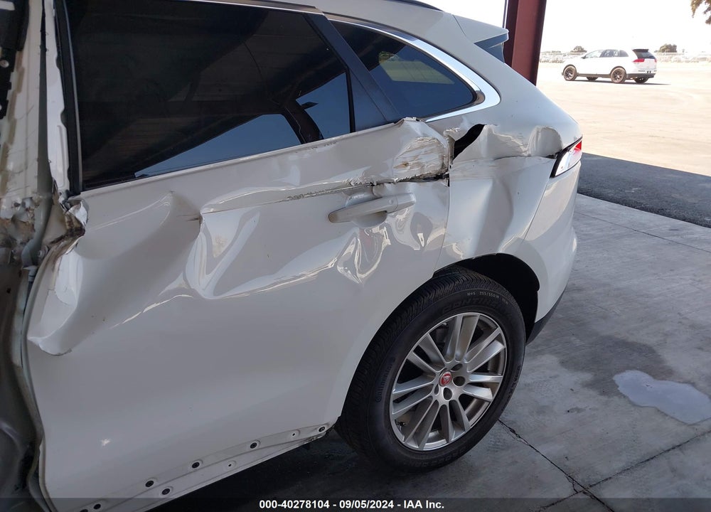 2018 JAGUAR F-PACE 25T PRESTIGE VIN: SADCK2FX7JA350278