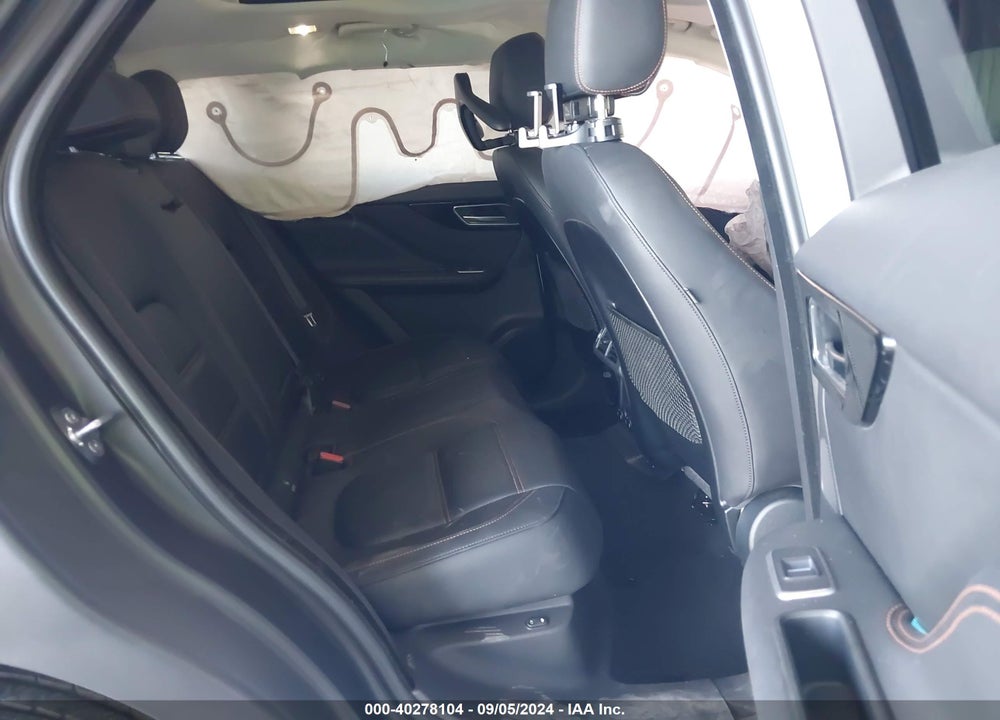 2018 JAGUAR F-PACE 25T PRESTIGE VIN: SADCK2FX7JA350278