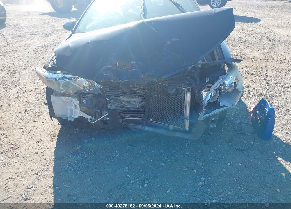 2013 TOYOTA CAMRY LE VIN: 4T4BF1FK5DR327810