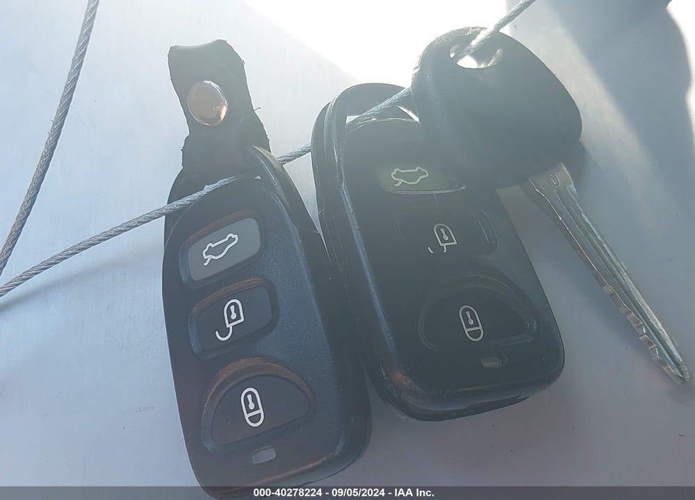 2007 HYUNDAI ELANTRA GLS/LIMITED/SE VIN: KMHDU46DX7U111564