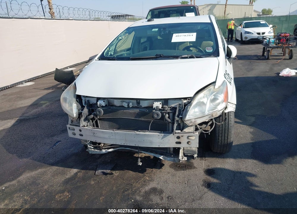 2011 TOYOTA PRIUS TWO VIN: JTDKN3DU6B0321505