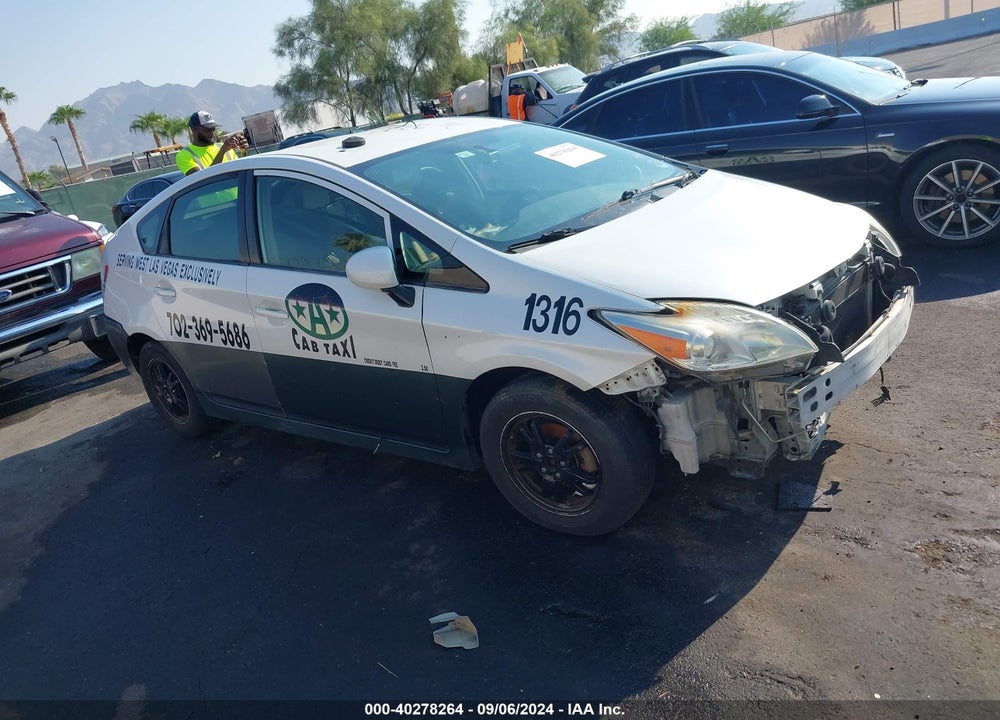 2011 TOYOTA PRIUS TWO VIN: JTDKN3DU6B0321505