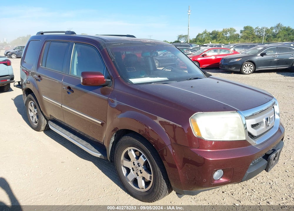 2011 HONDA PILOT TOURING VIN: 5FNYF4H93BB019013