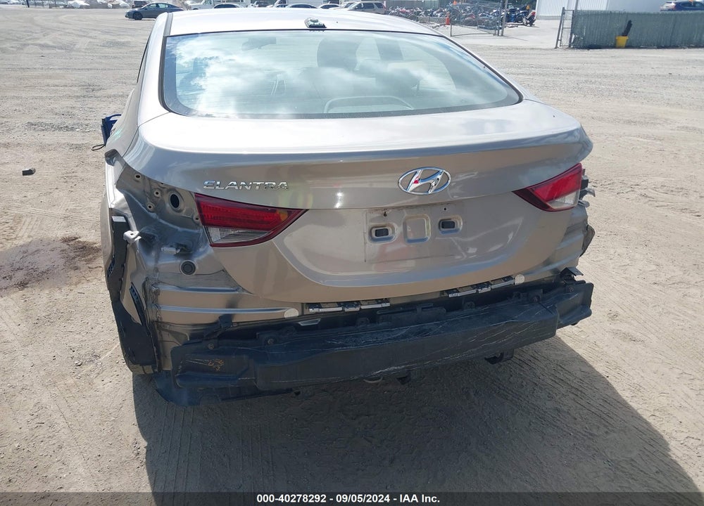 2016 HYUNDAI ELANTRA SE VIN: 5NPDH4AE2GH675325