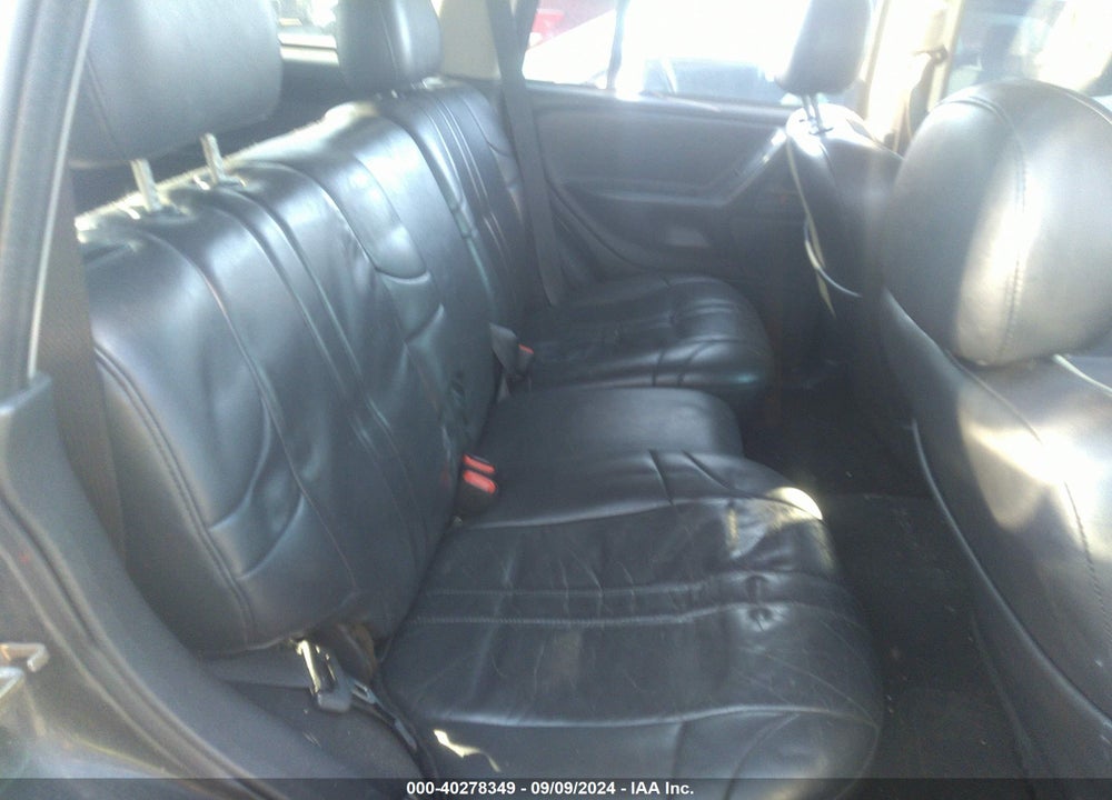 2004 JEEP GRAND CHEROKEE LAREDO VIN: 1J4GW48N84C332951