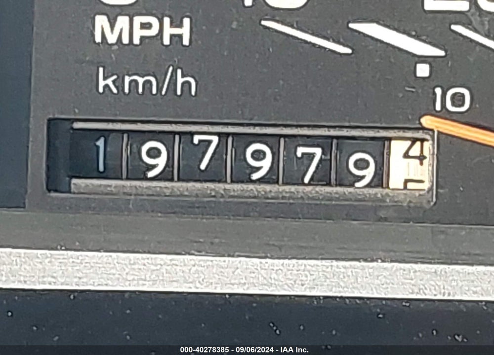1991 OLDSMOBILE 88 ROYALE VIN: 1G3HN54C0MH329830