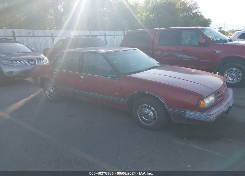 1991 OLDSMOBILE 88 ROYALE VIN: 1G3HN54C0MH329830