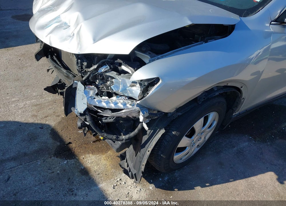 2016 NISSAN ROGUE S VIN: JN8AT2MT5GW021840
