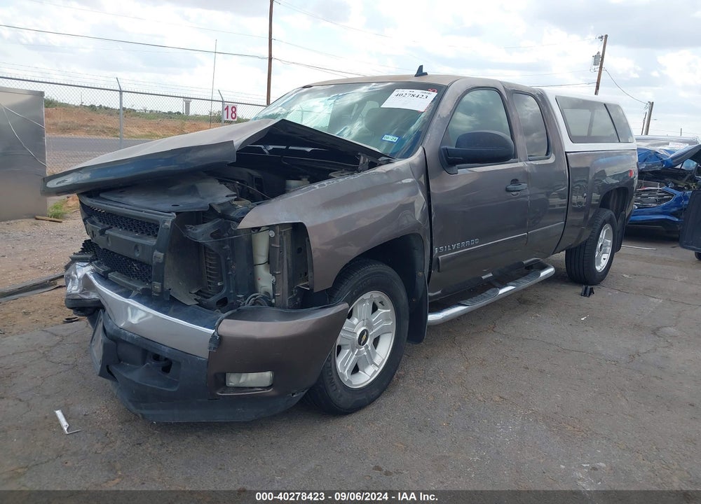 2008 CHEVROLET SILVERADO 1500 LT1 VIN: 2GCEK19J481233414