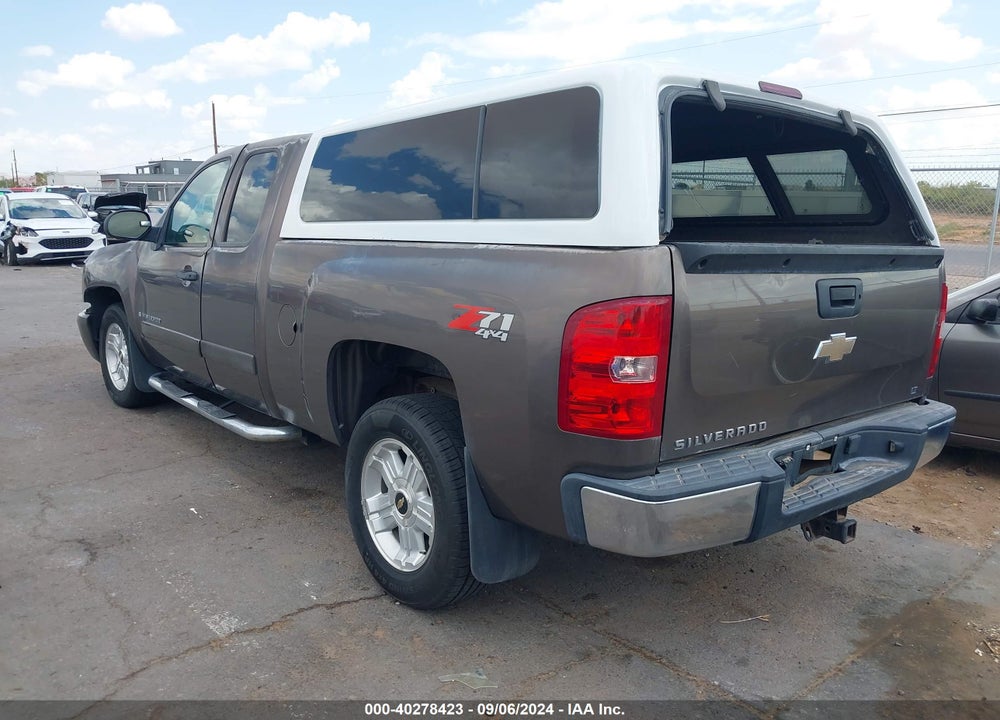 2008 CHEVROLET SILVERADO 1500 LT1 VIN: 2GCEK19J481233414