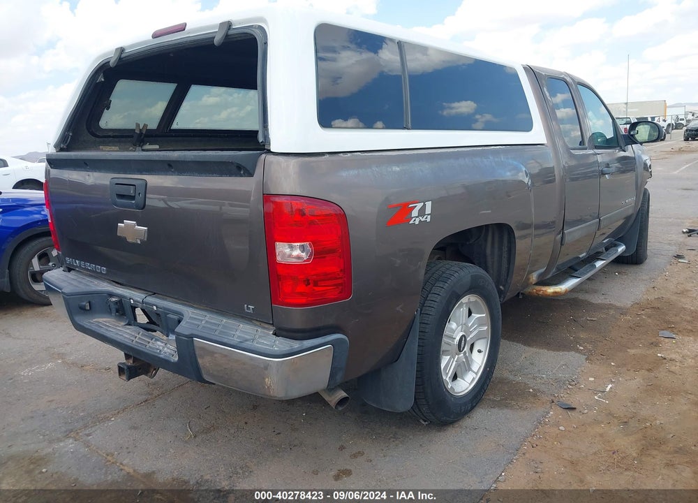 2008 CHEVROLET SILVERADO 1500 LT1 VIN: 2GCEK19J481233414