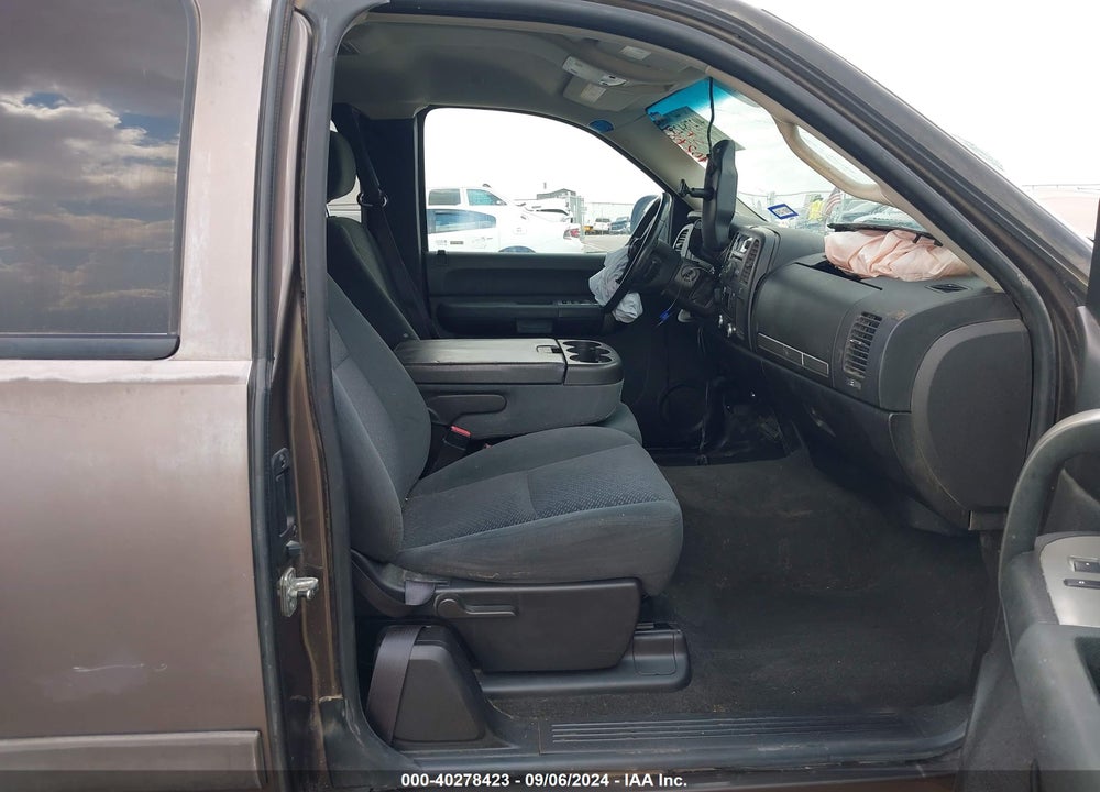2008 CHEVROLET SILVERADO 1500 LT1 VIN: 2GCEK19J481233414