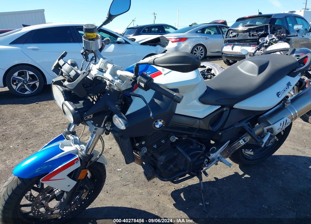 2011 BMW F800 R VIN: WB1022708BZS50111
