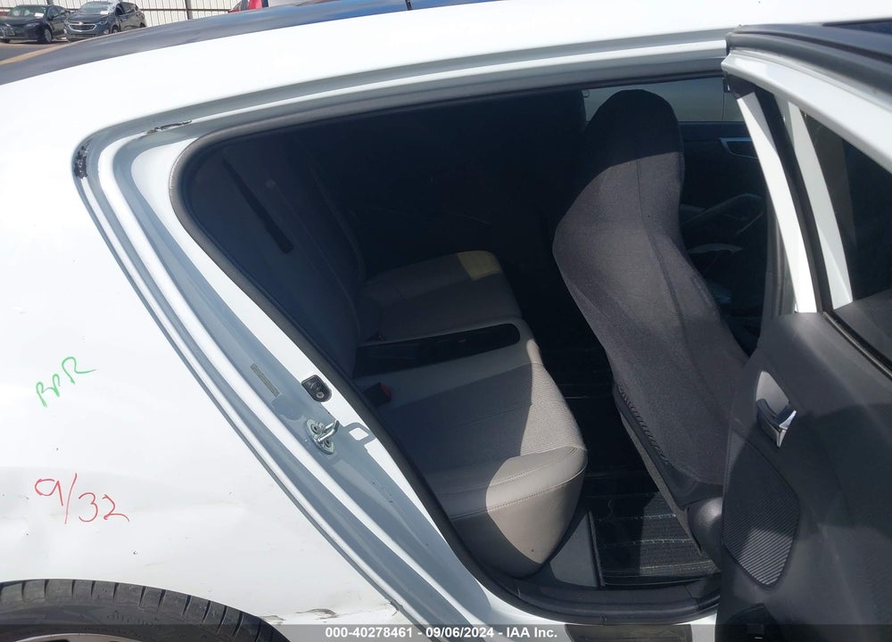 2012 HYUNDAI VELOSTER BASE W/GRAY VIN: KMHTC6AD9CU054687