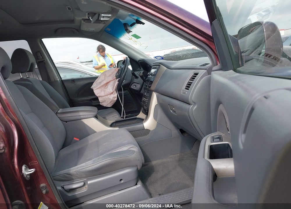 2008 HONDA PILOT SE VIN: 5FNYF18318B000091