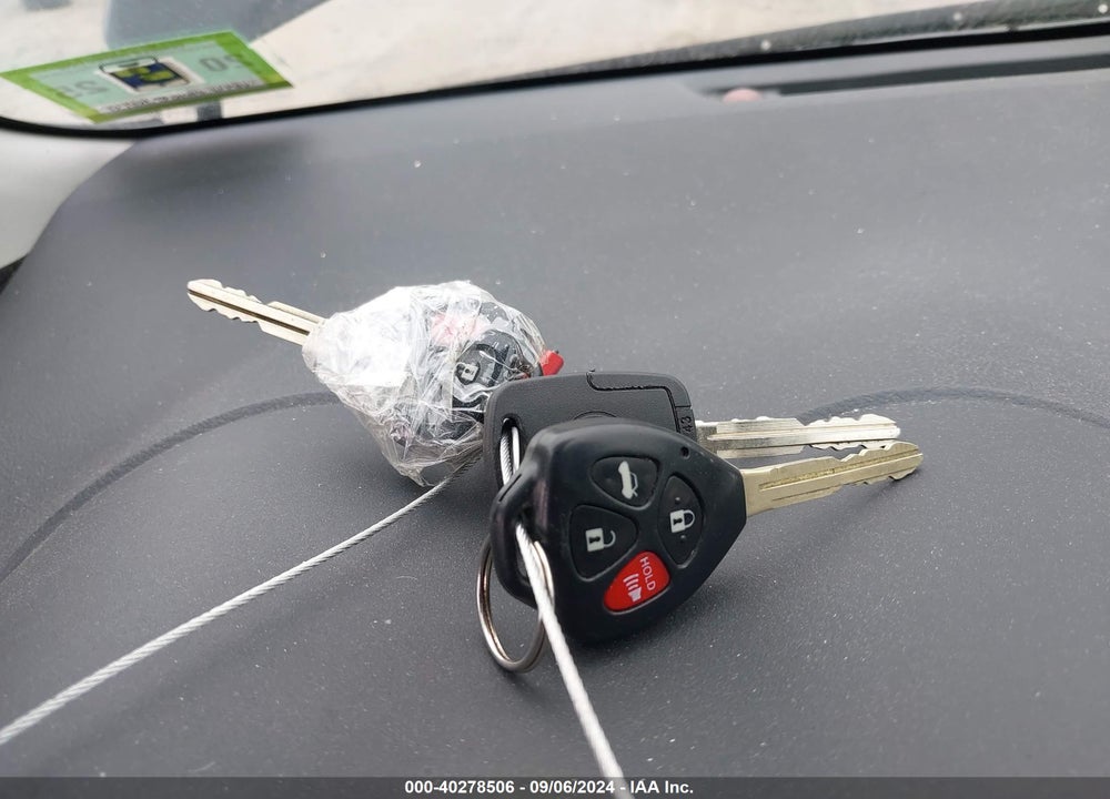 2010 TOYOTA COROLLA S VIN: 2T1BU4EE8AC298152