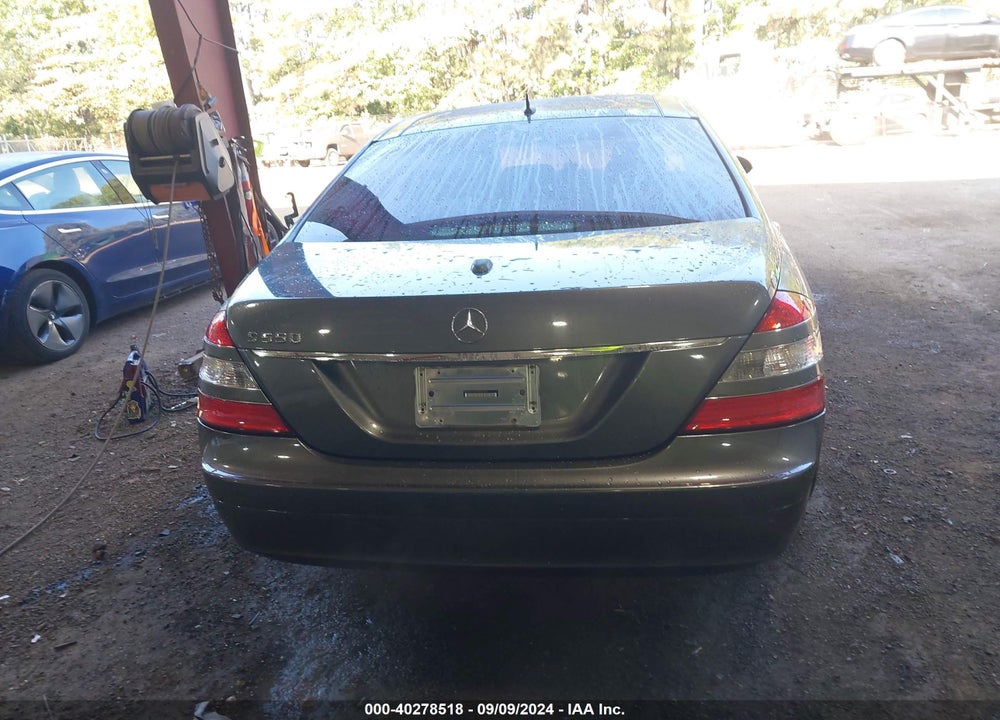 2007 MERCEDES-BENZ S 550 VIN: WDDNG71X47A053400