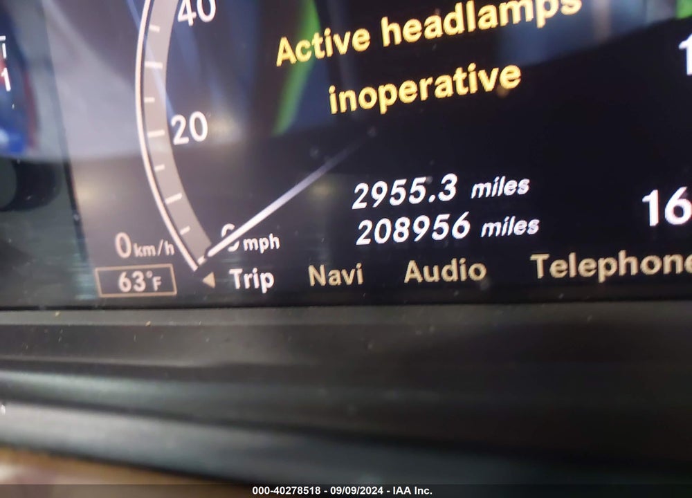 2007 MERCEDES-BENZ S 550 VIN: WDDNG71X47A053400