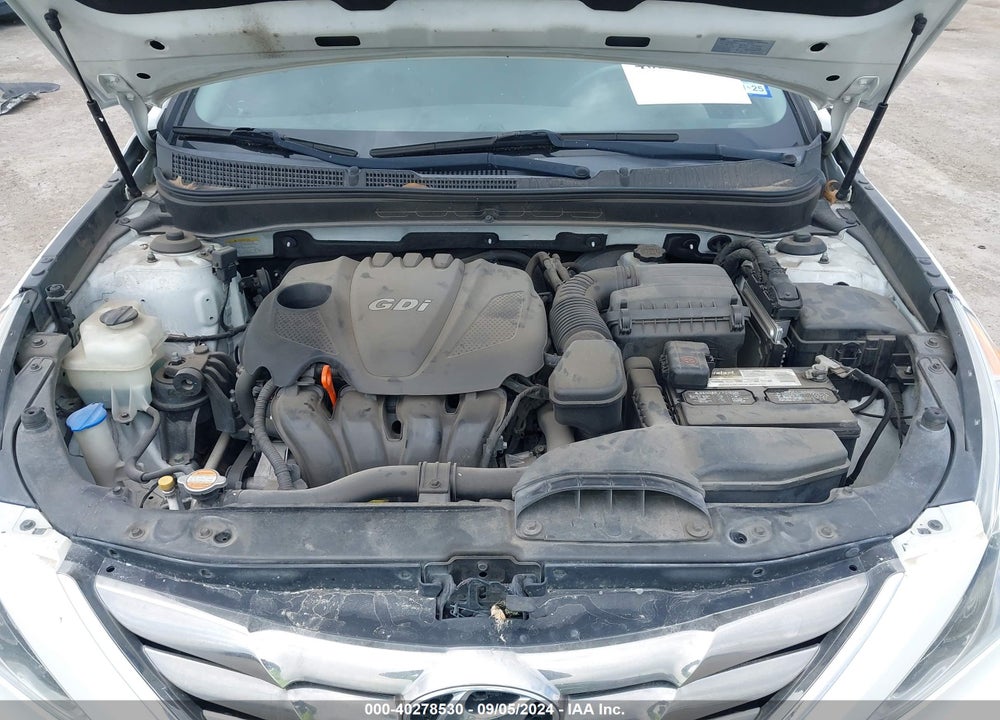 2011 HYUNDAI SONATA VIN: 5NPEC4AC2BH174090