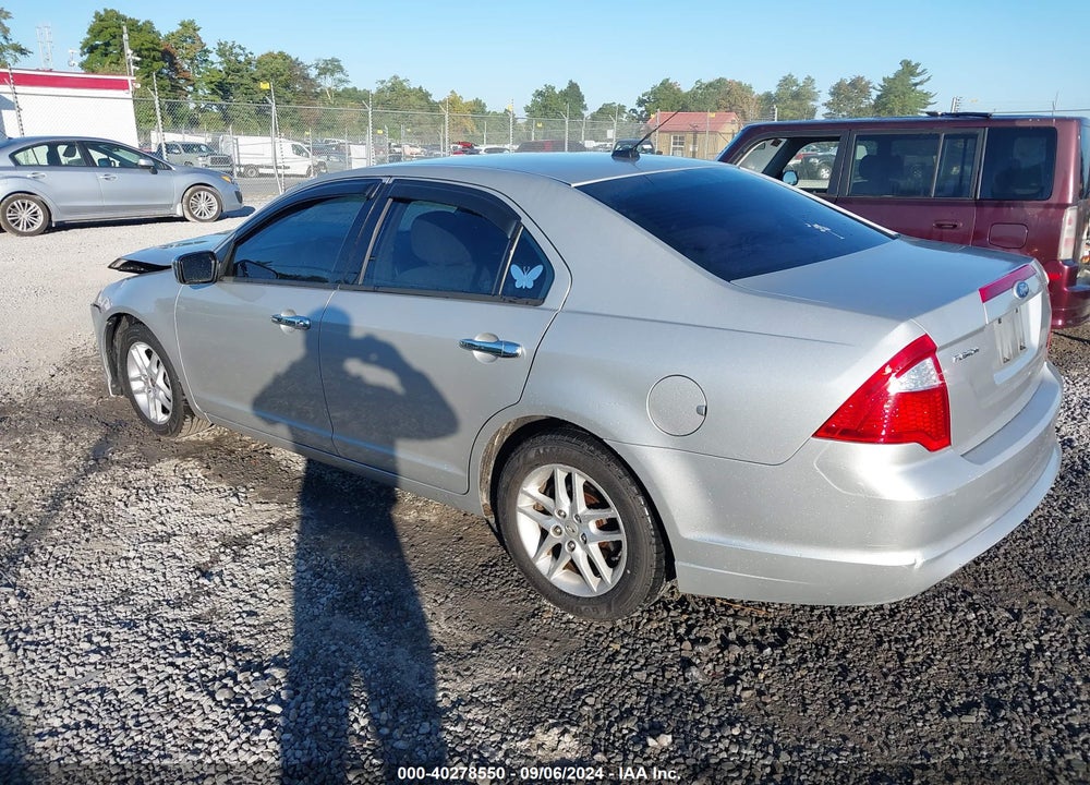 2010 FORD FUSION S VIN: 3FAHP0GAXAR430137