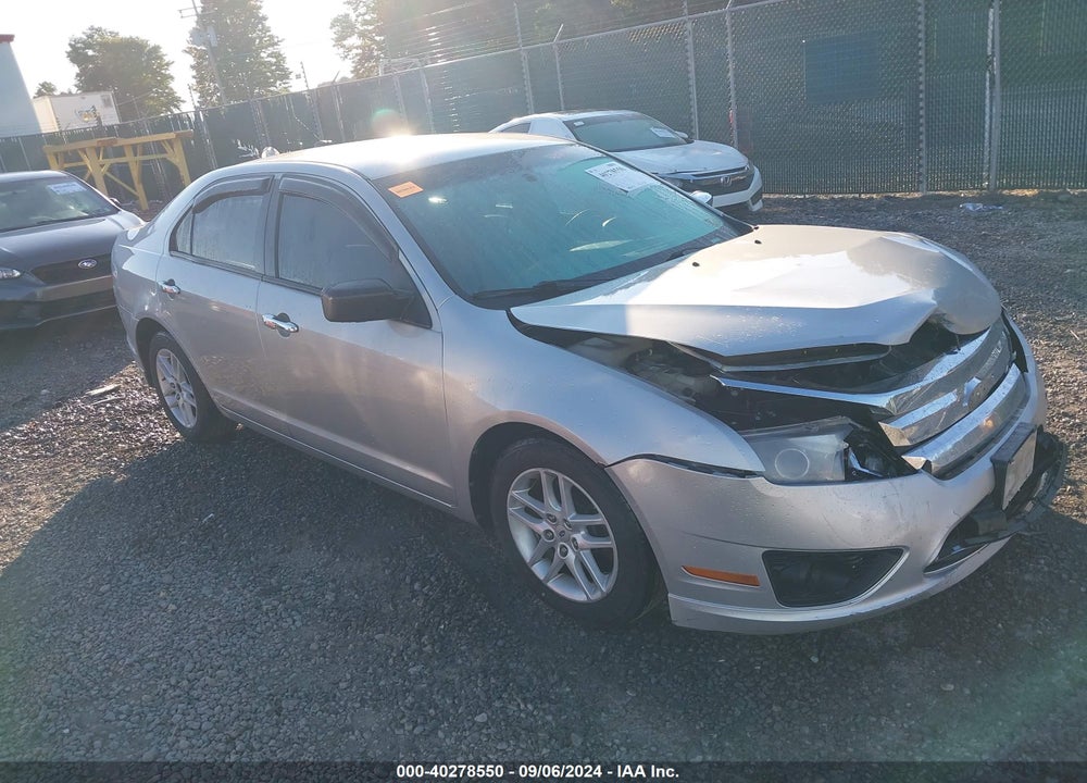 2010 FORD FUSION S VIN: 3FAHP0GAXAR430137