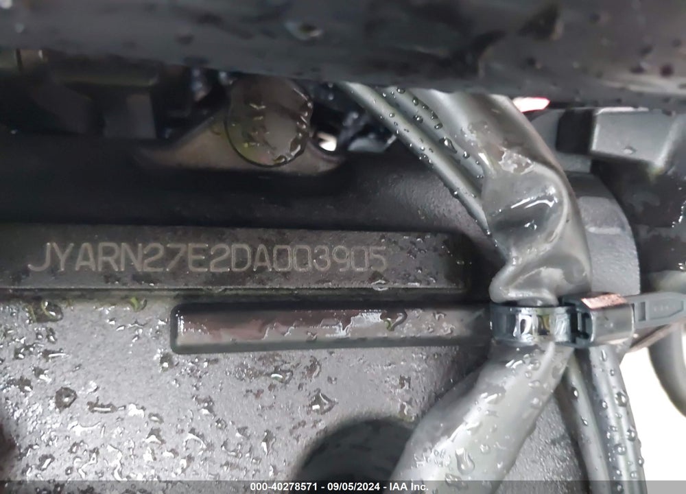 2013 YAMAHA FZ8-N VIN: JYARN27E2DA003905