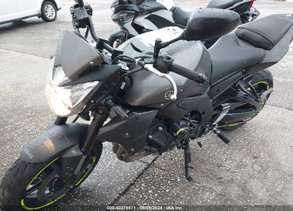 2013 YAMAHA FZ8-N VIN: JYARN27E2DA003905