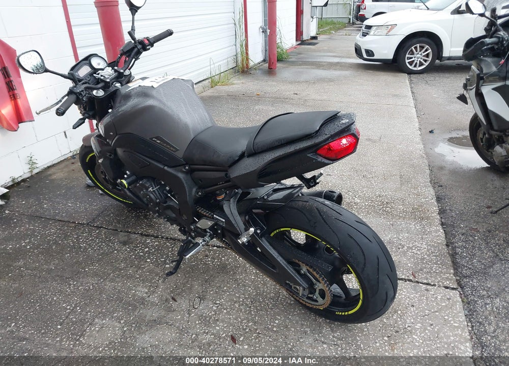 2013 YAMAHA FZ8-N VIN: JYARN27E2DA003905