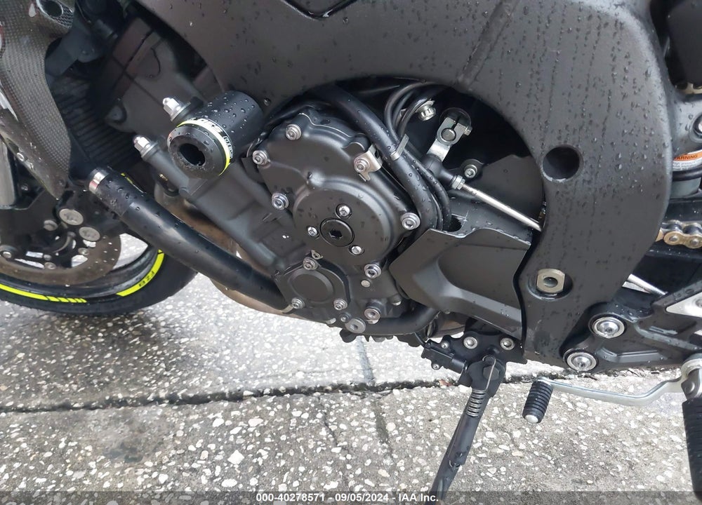 2013 YAMAHA FZ8-N VIN: JYARN27E2DA003905