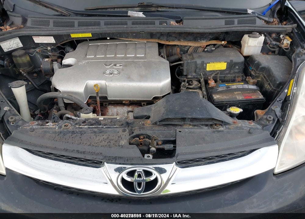 2008 TOYOTA SIENNA VIN: 5TDZK22C68S173972
