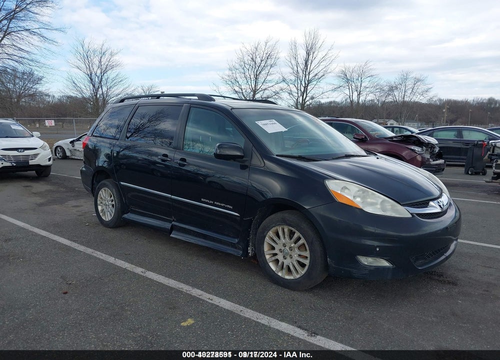 2008 TOYOTA SIENNA VIN: 5TDZK22C68S173972