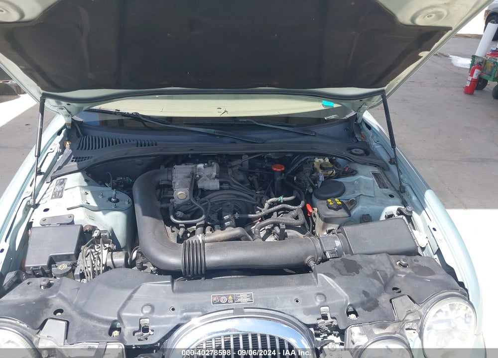 2001 JAGUAR S-TYPE 4.0L V8 VIN: SAJDA01P51GM13715