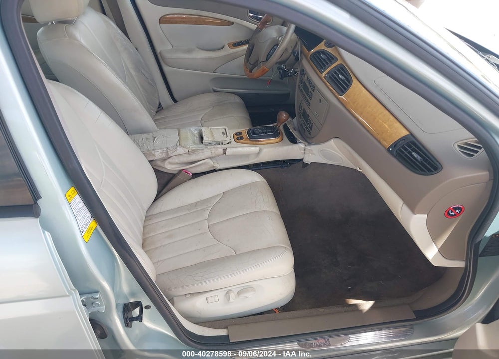 2001 JAGUAR S-TYPE 4.0L V8 VIN: SAJDA01P51GM13715