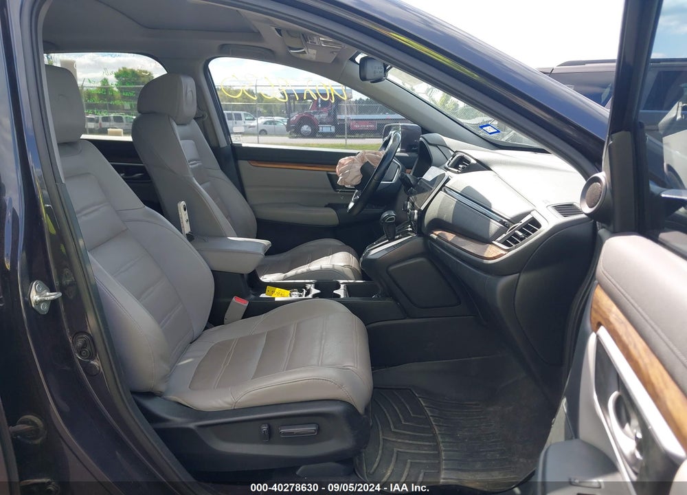 2017 HONDA CR-V EX-L/EX-L NAVI VIN: 7FARW1H88HE047333