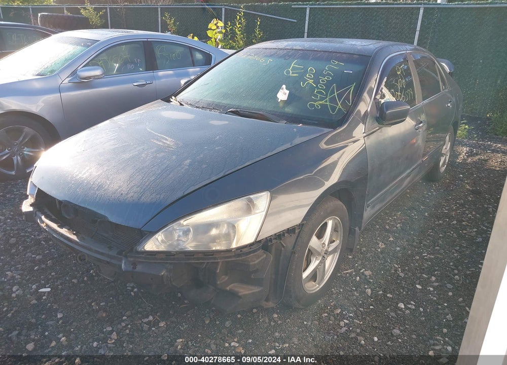 2003 HONDA ACCORD 2.4 EX VIN: JHMCM56793C051081