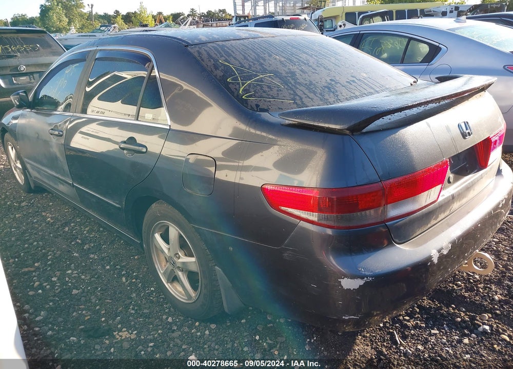 2003 HONDA ACCORD 2.4 EX VIN: JHMCM56793C051081