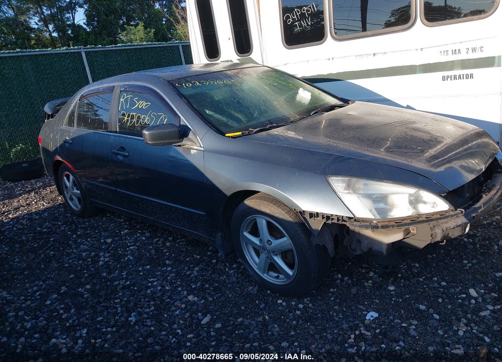 2003 HONDA ACCORD 2.4 EX VIN: JHMCM56793C051081