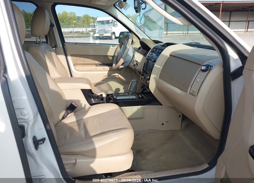 2010 FORD ESCAPE VIN: 1FMCU0E72AKA78384