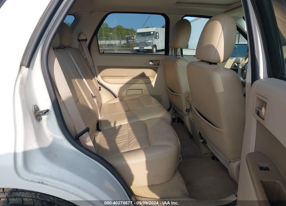 2010 FORD ESCAPE VIN: 1FMCU0E72AKA78384