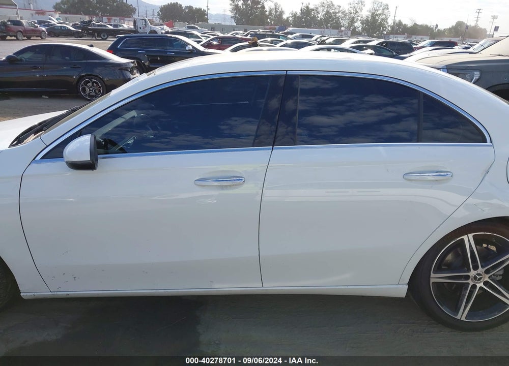 2022 MERCEDES-BENZ A 220 VIN: W1K3G4EB7NJ327884