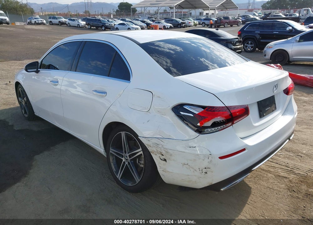 2022 MERCEDES-BENZ A 220 VIN: W1K3G4EB7NJ327884