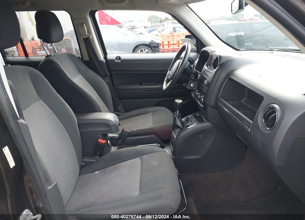 2014 JEEP PATRIOT LATITUDE VIN: 1C4NJPFA8ED608635