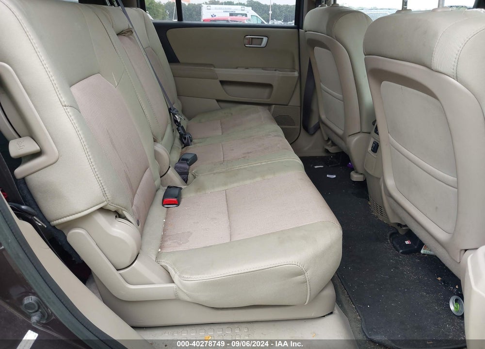 2015 HONDA PILOT EX VIN: 5FNYF4H40FB074416
