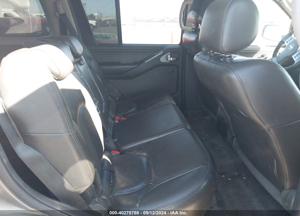 2005 NISSAN PATHFINDER SE OFF ROAD VIN: 5N1AR18W55C761584