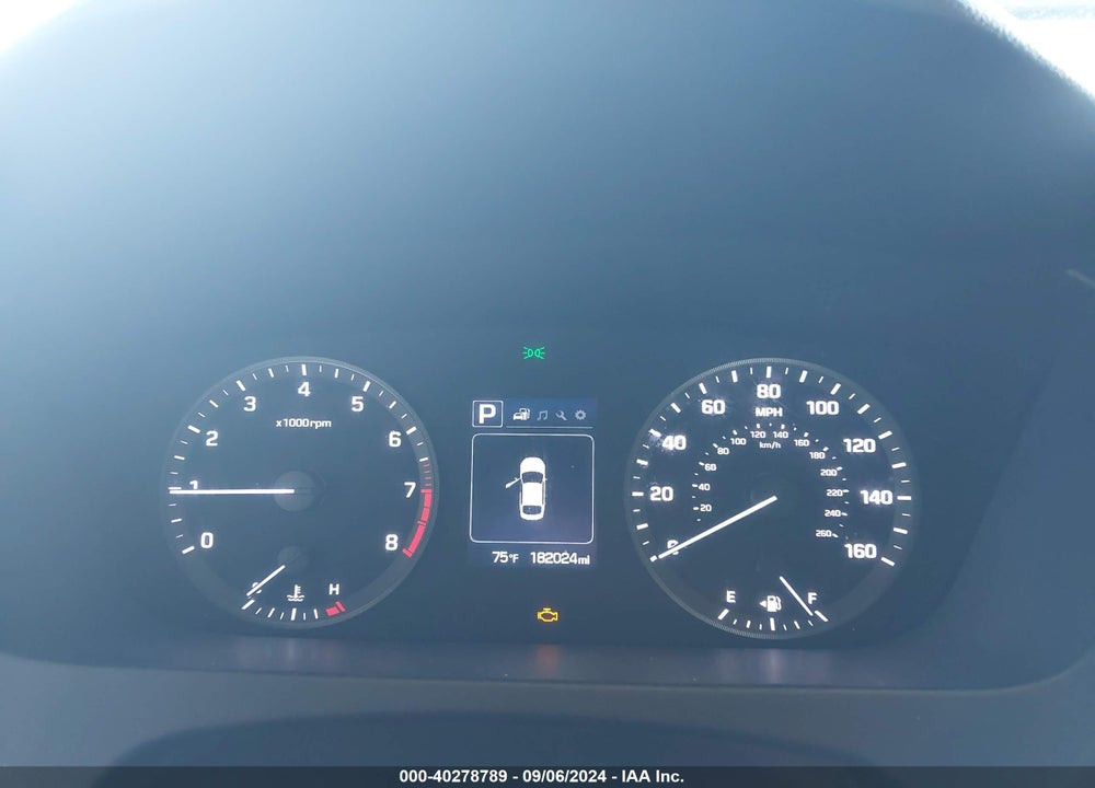 2015 HYUNDAI SONATA VIN: 5NPE24AF2FH203493