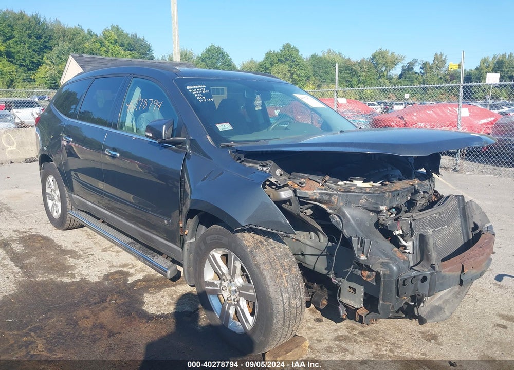 2010 CHEVROLET TRAVERSE VIN: 1GNLVFED2AS111367