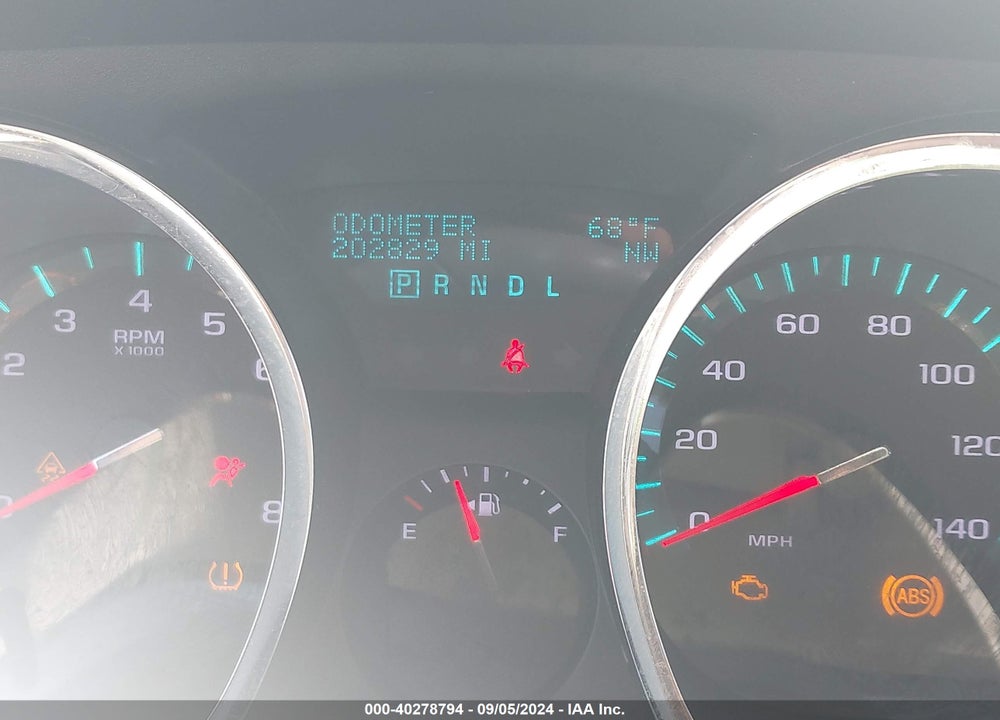 2010 CHEVROLET TRAVERSE VIN: 1GNLVFED2AS111367