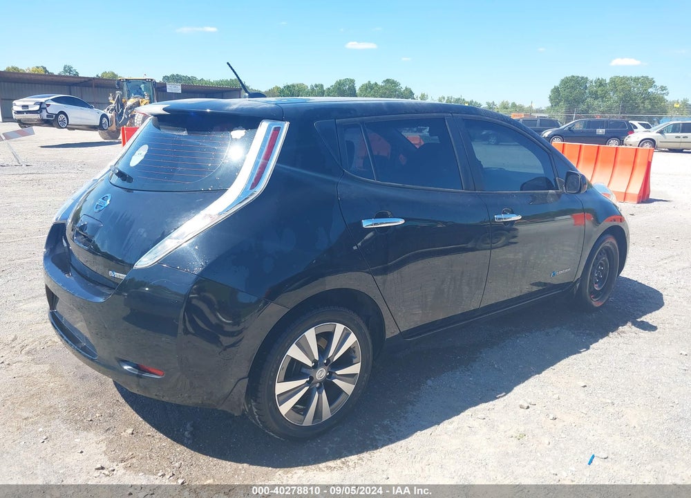 2015 NISSAN LEAF SL VIN: 1N4AZ0CP4FC325721